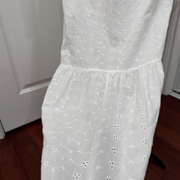 100% Cotton White Maxi Skirt with embroidery details and lining - Picture 5 of 6